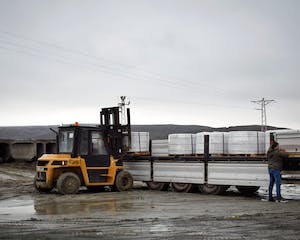 Reach Truck Forklift Fiyatlari: Find the Best Deals in Turkey reach truck vs. forklift: which one do i need?